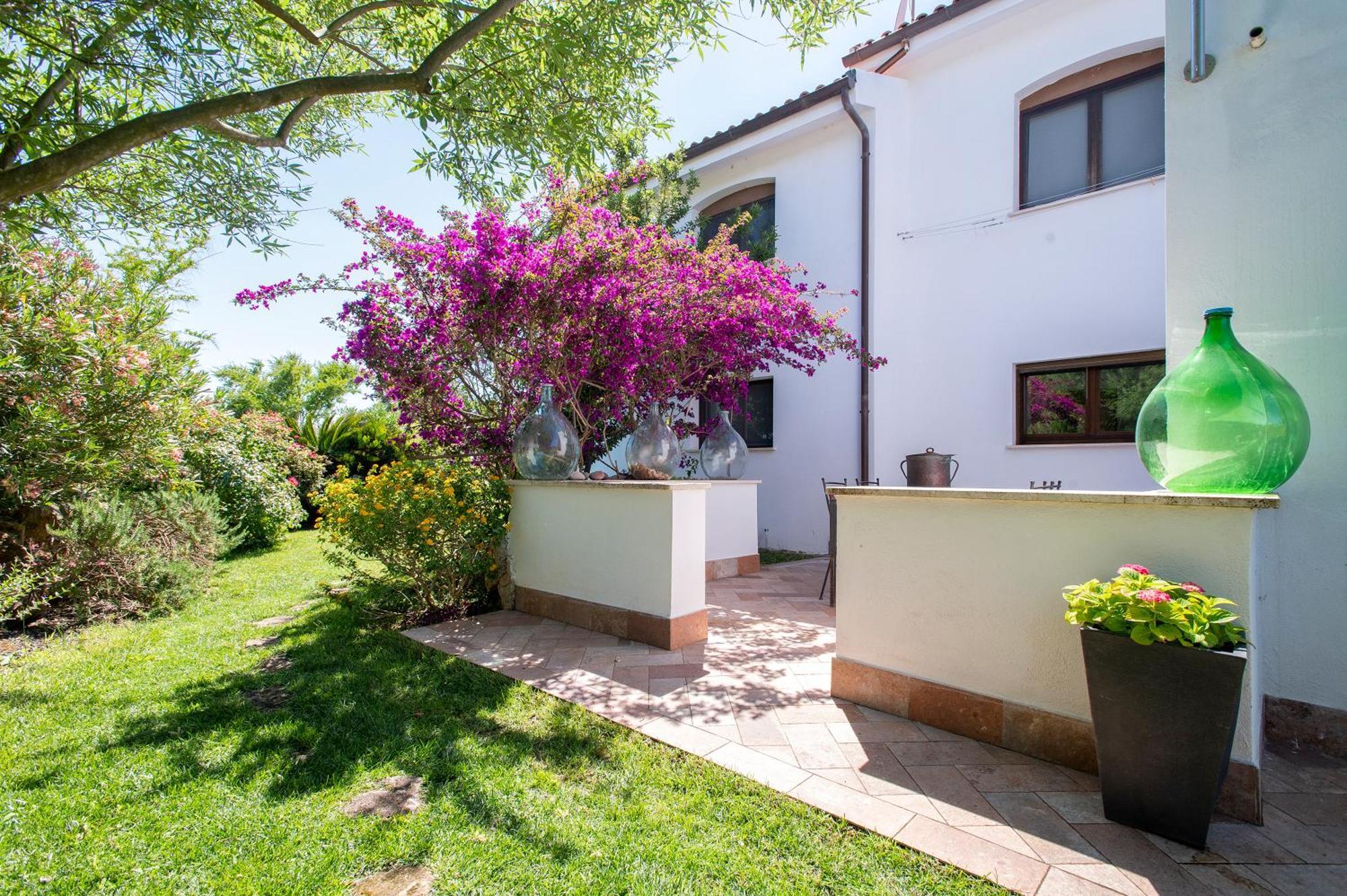 Sardinia Re - Villa Fioretta Flowers Apartments Olmedo Luaran gambar